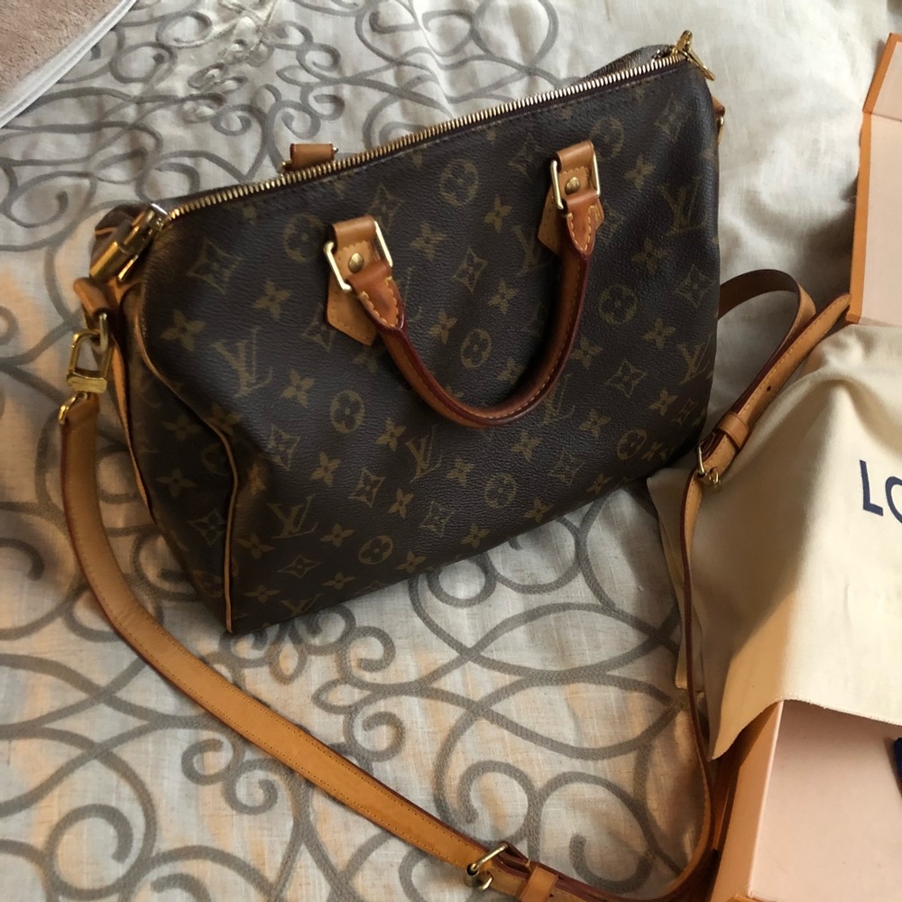 Louis Vuitton speedy